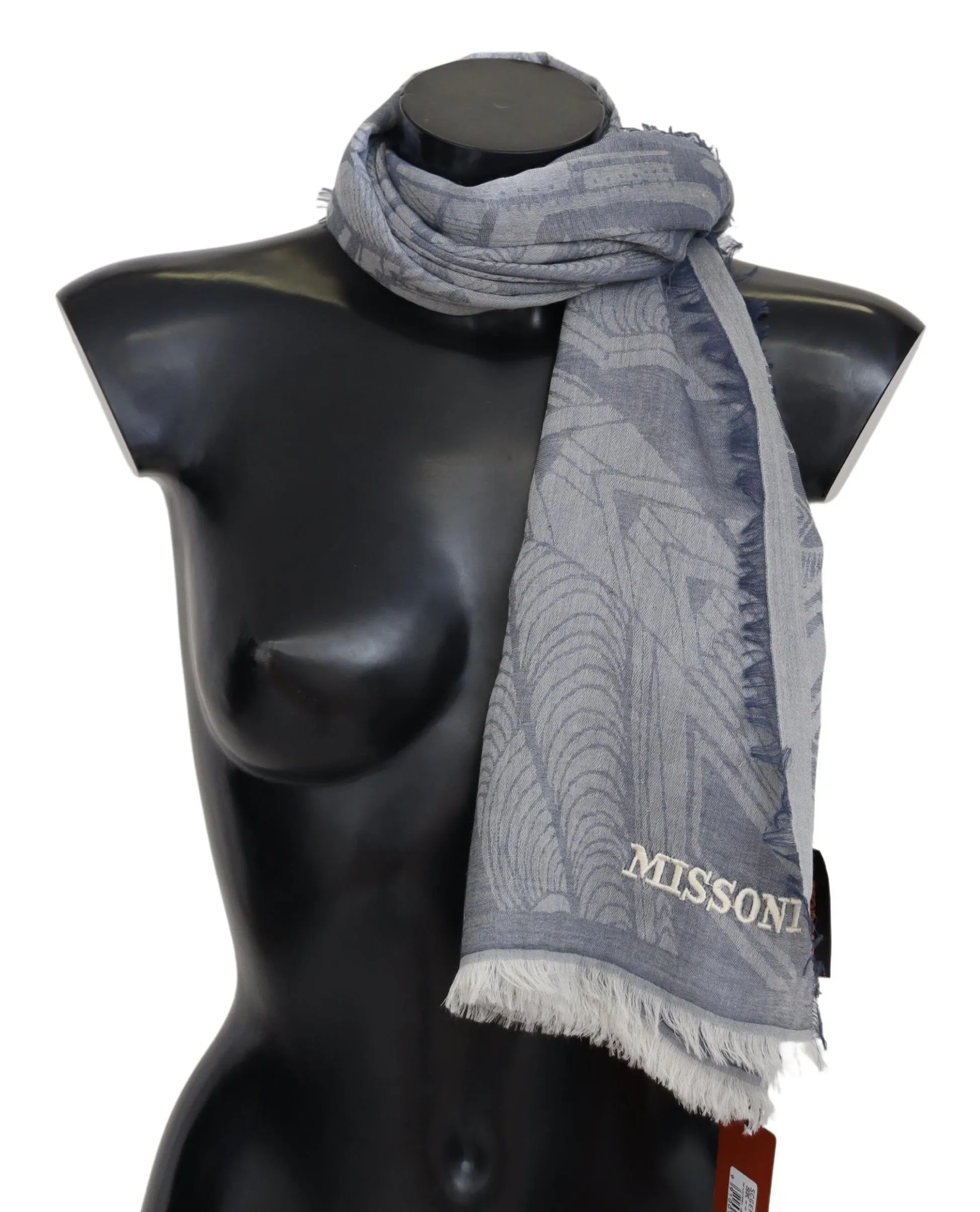 Missoni Men's Elegant Cashmere Fringed Scarf in Gray