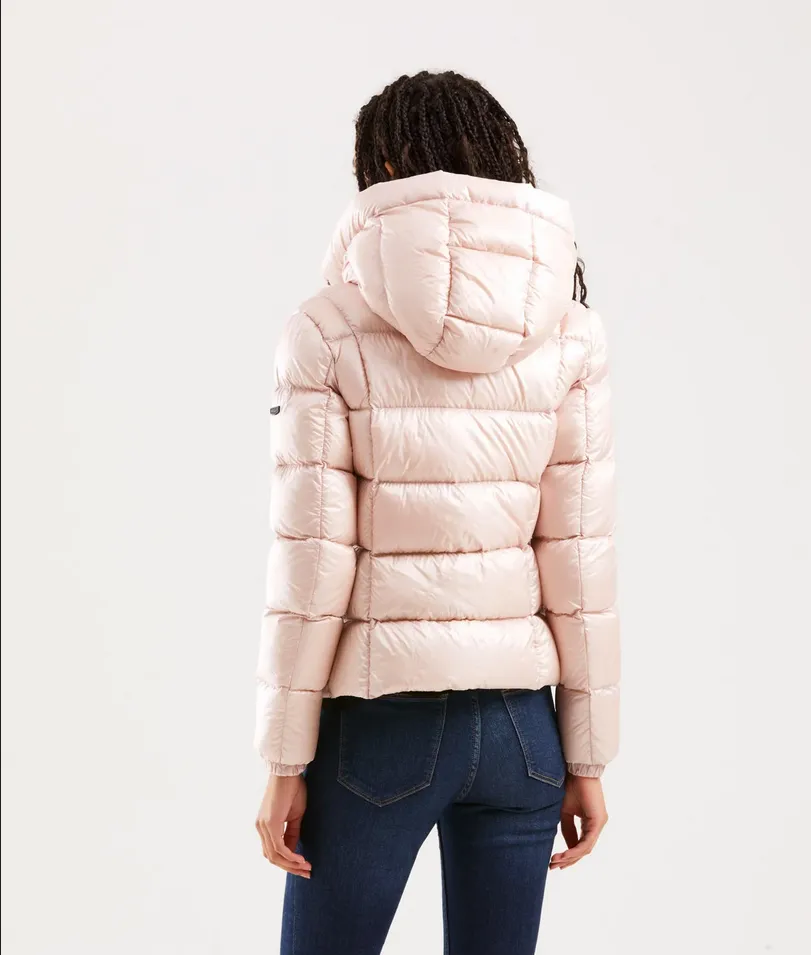 Refrigiwear Women's Chic Short Quilted Down Jacket with Maxi Hood