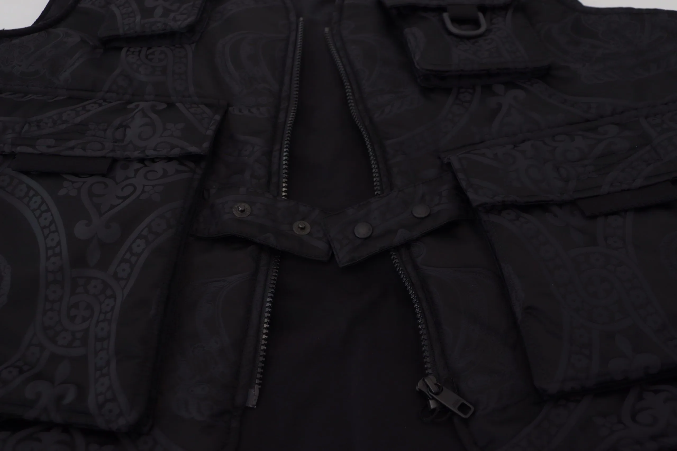 Dolce & Gabbana Men's Elegant Sleeveless Vest Jacket in Black
