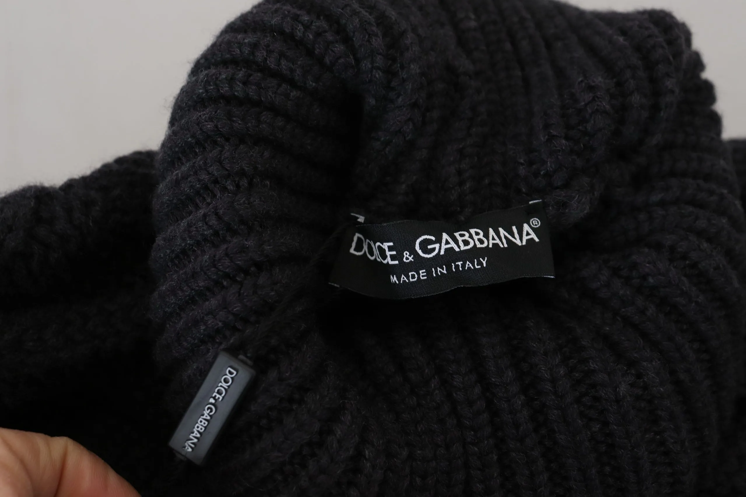Dolce & Gabbana Men's Elegant Black Wool-Cashmere Pullover Sweater