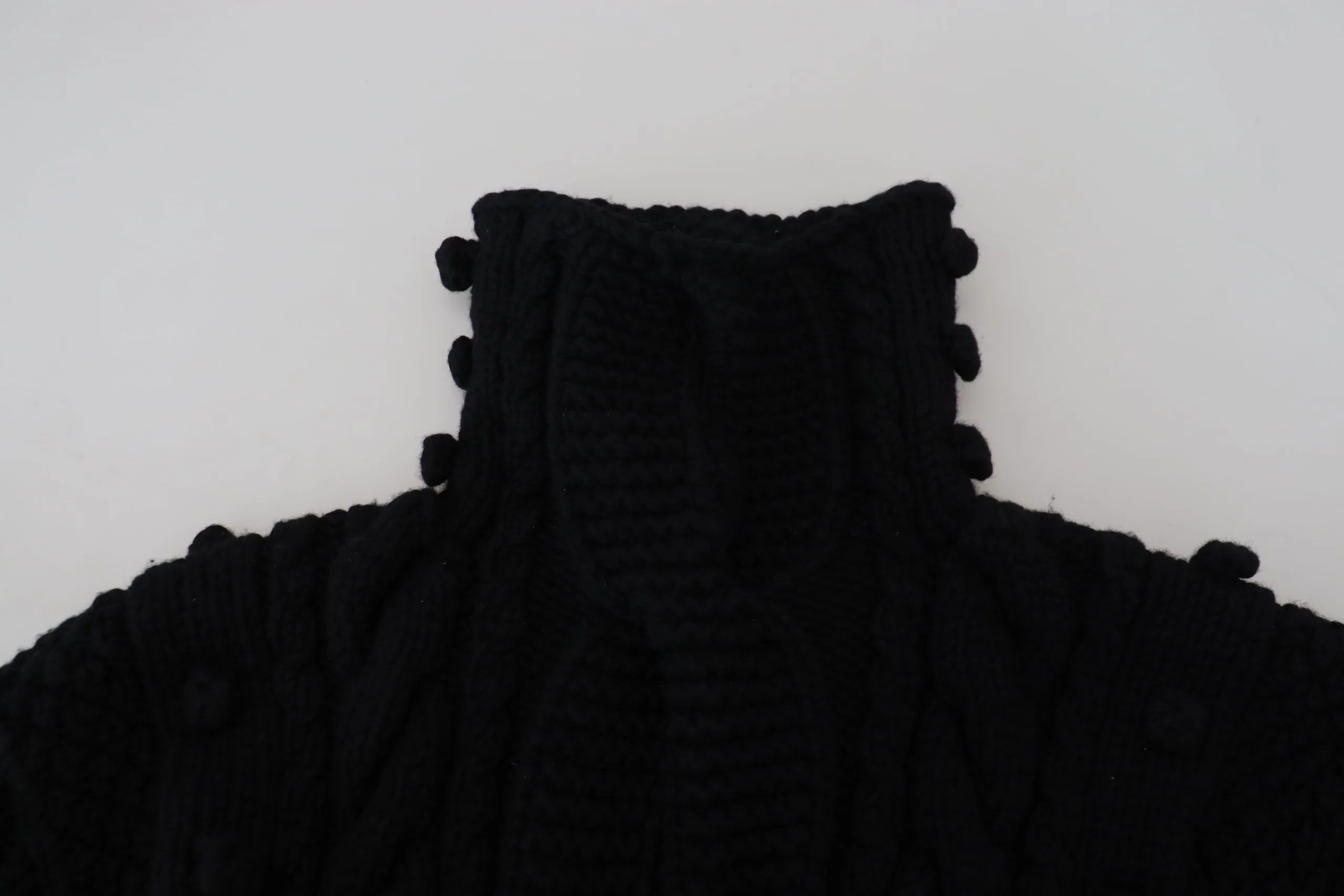 Dolce & Gabbana Men's Elegant Black Cashmere Turtleneck Sweater