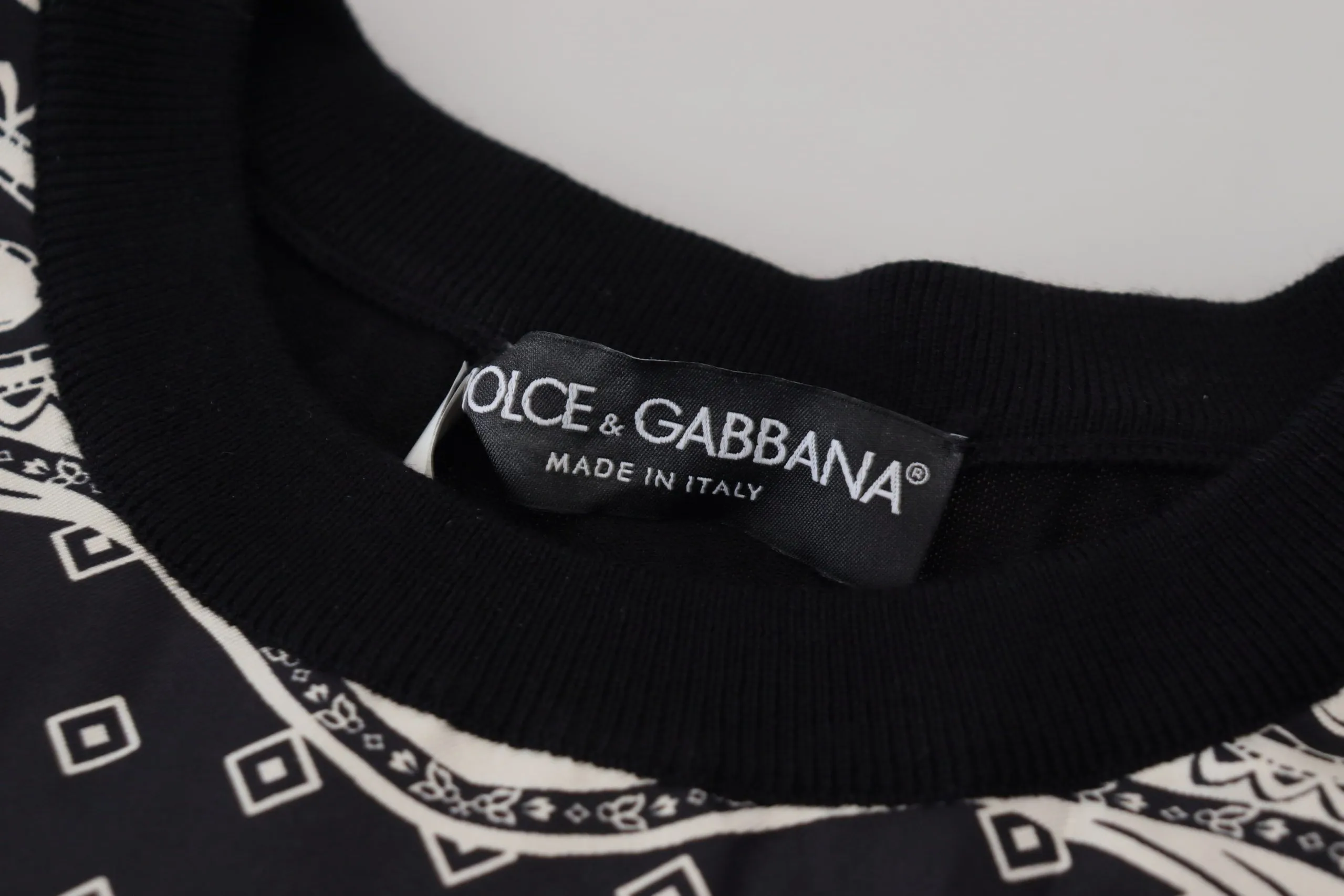Dolce & Gabbana Men's Elegant Wool Silk Blend Crewneck Sweater