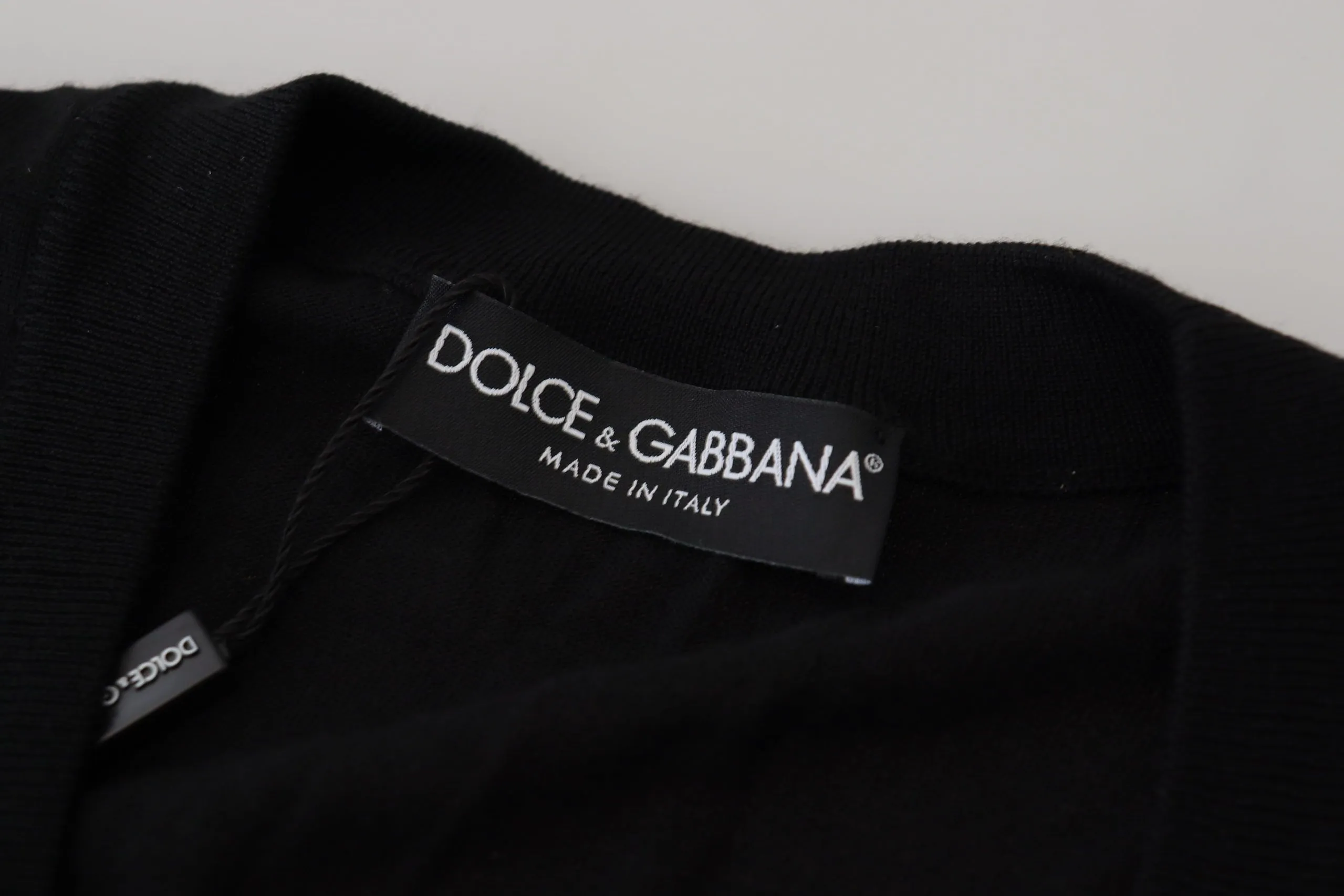 Dolce & Gabbana Men's Elegant Wool Buttoned Black Cardigan