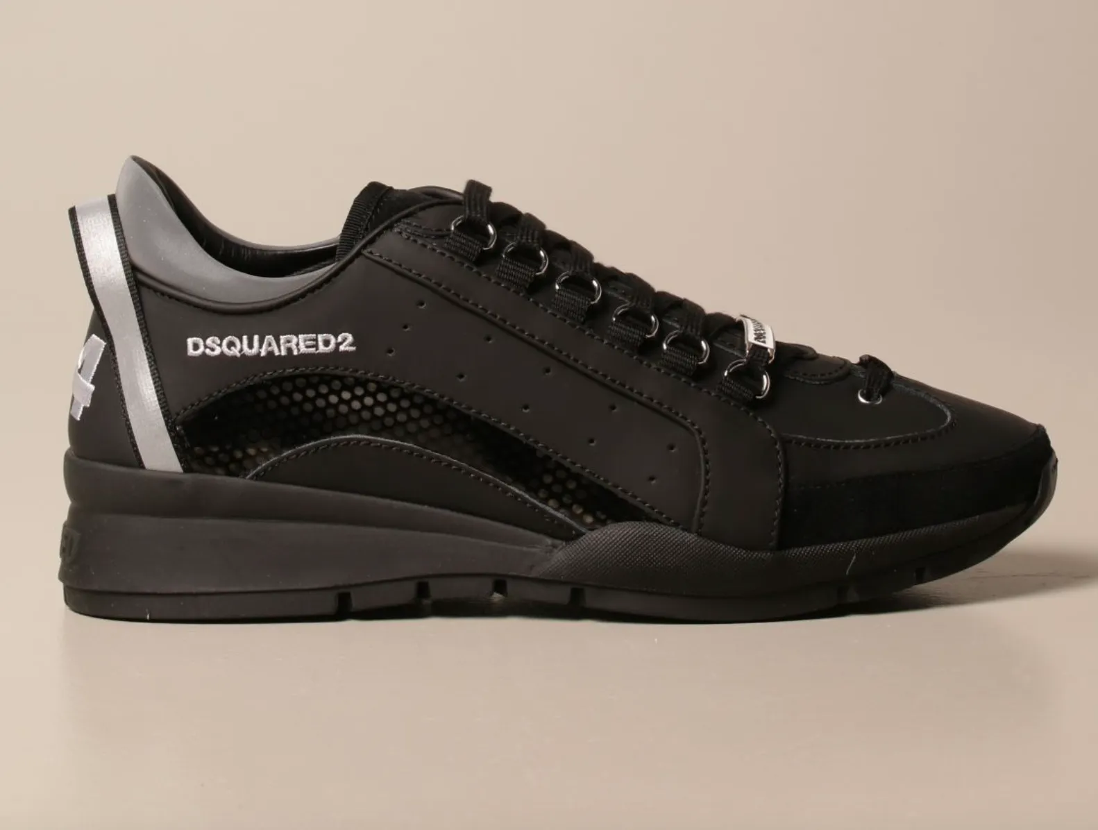 Dsquared² Men's Sleek Black Leather Lace-up Sneakers