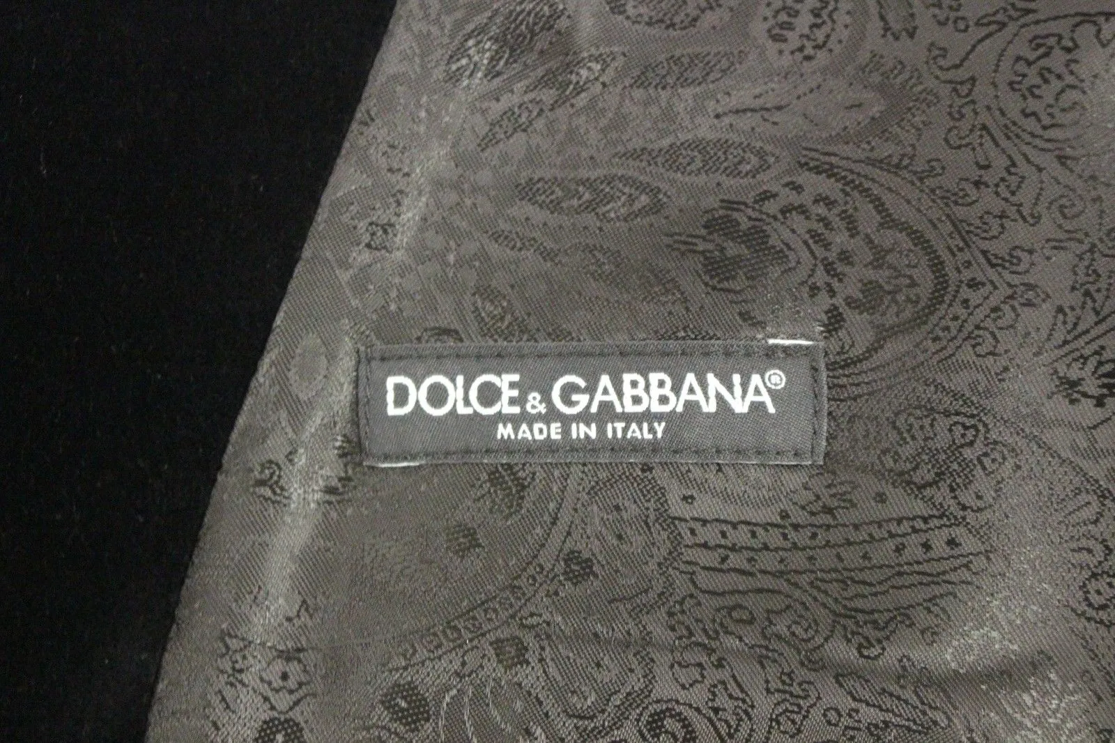 Dolce & Gabbana Men's Black Wool Single Breasted Vest Gilet