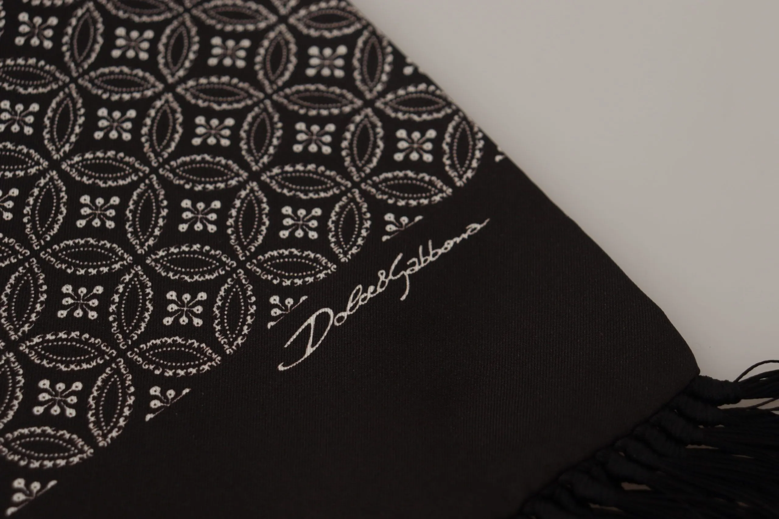 Dolce & Gabbana Elegant Silk Geometric Patterned Men's Scarf