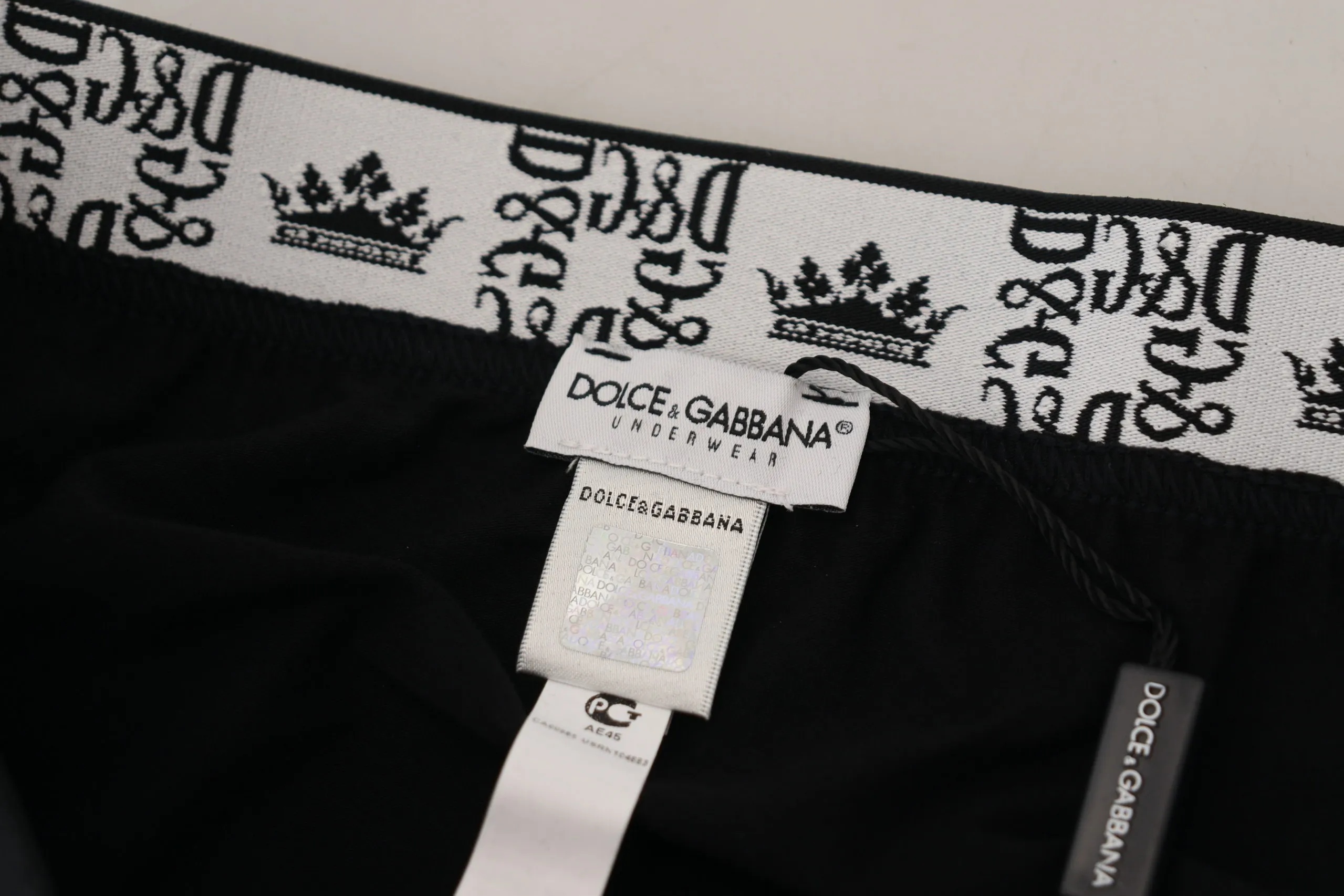Dolce & Gabbana Men's Elegant Black Designer Briefs with Logo Waistband