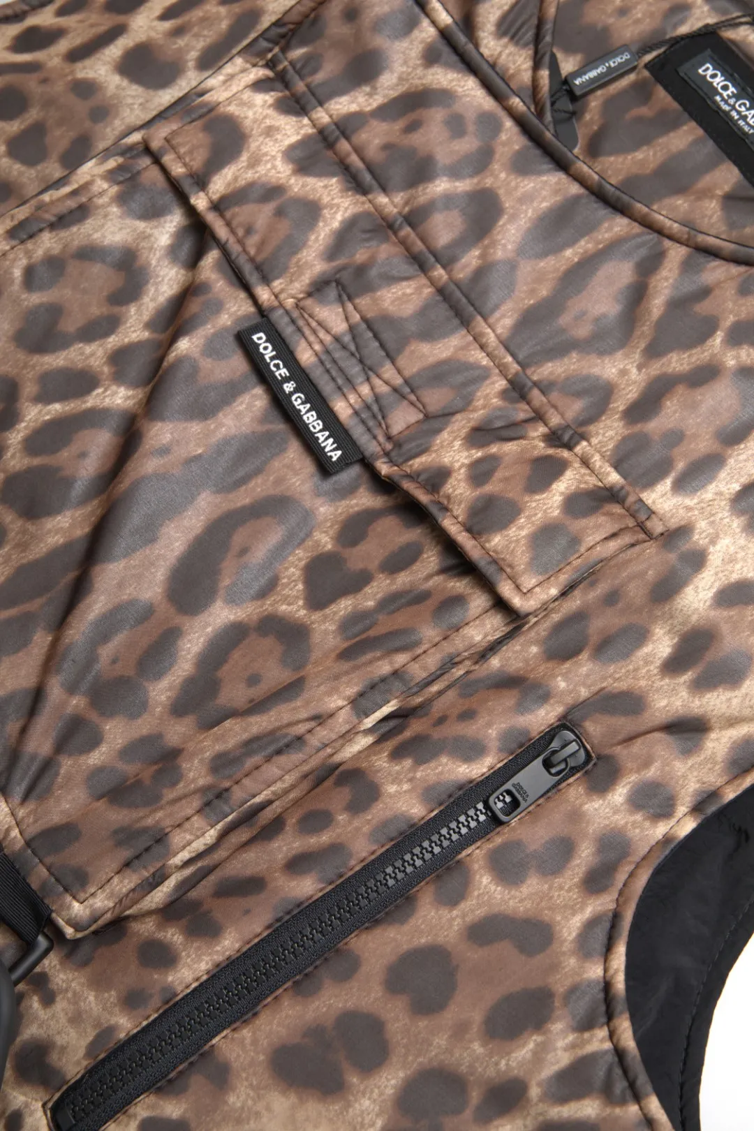 Dolce & Gabbana Men's Silk Leopard Vest Exclusive Sportswear