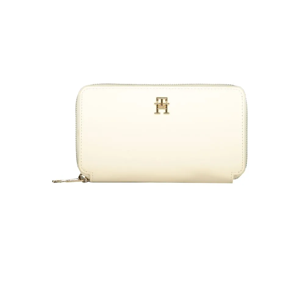 Tommy Hilfiger Women's Beige Polyethylene Wallet