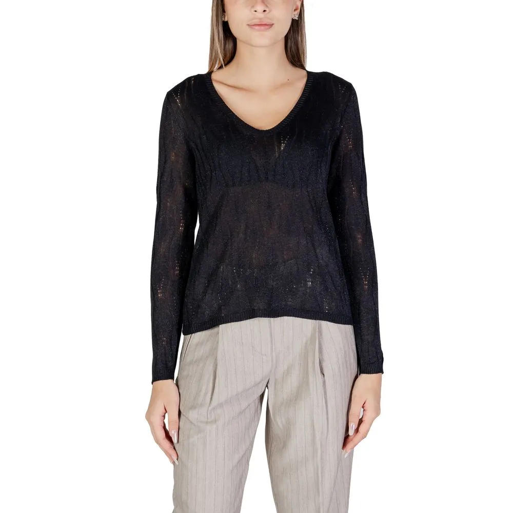 Only Women's Black Viscose Tops & T-Shirt