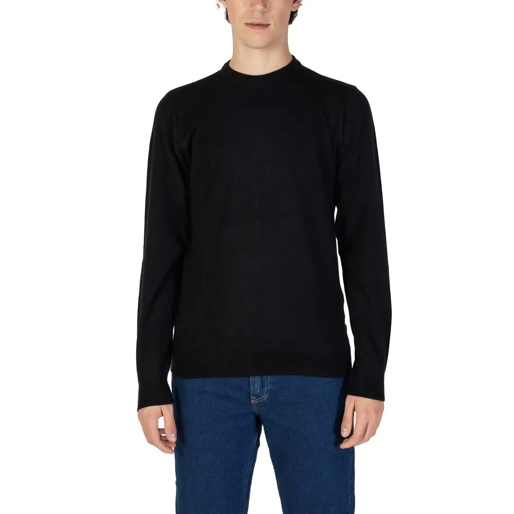 Gas Men's Black Acrylic Sweater