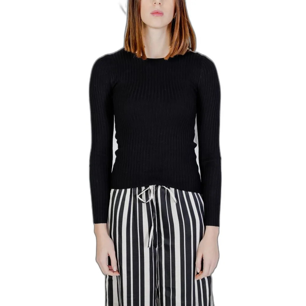 Only Women's Black Viscose Tops & T-Shirt