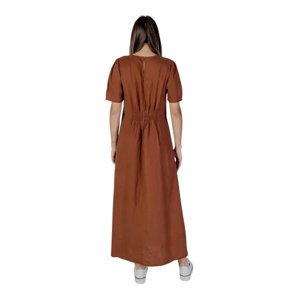 B.Young Women's Brown Linen Dress