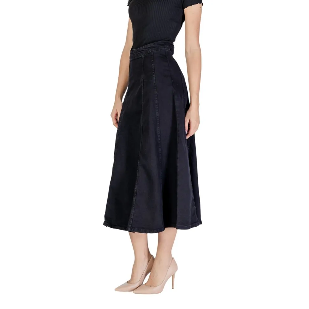 ICHI Women's Black Cotton Skirt