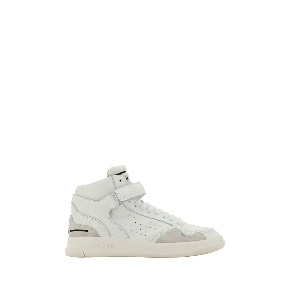 Tweener Sneakers