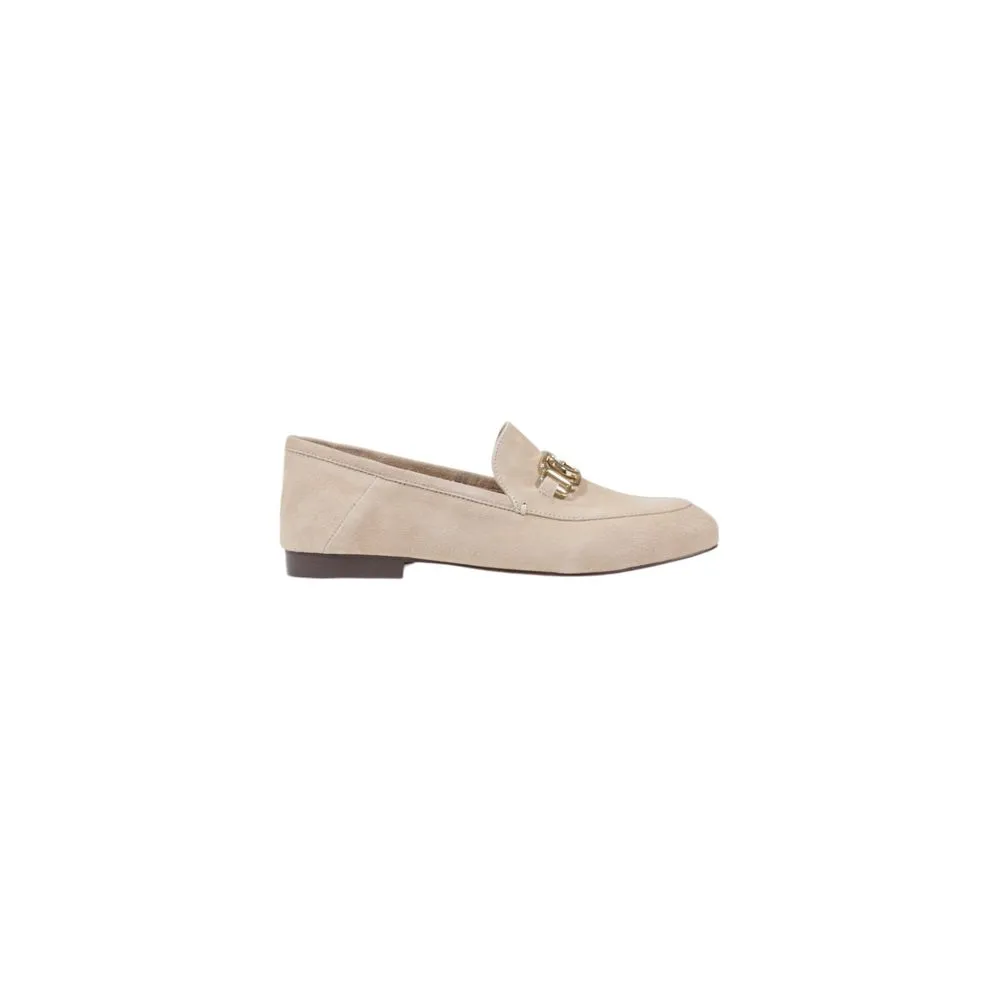 Guess Women's Beige Leather Flat Shoe