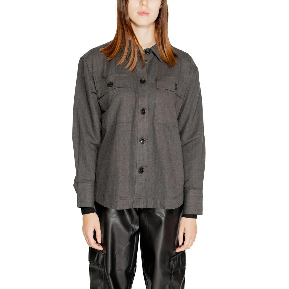 Jacqueline De Yong Women's Black Recycled Cotton Shirt