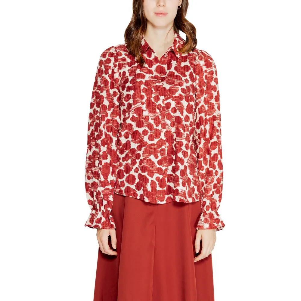 Vero Moda Women's Red Polyester Shirt