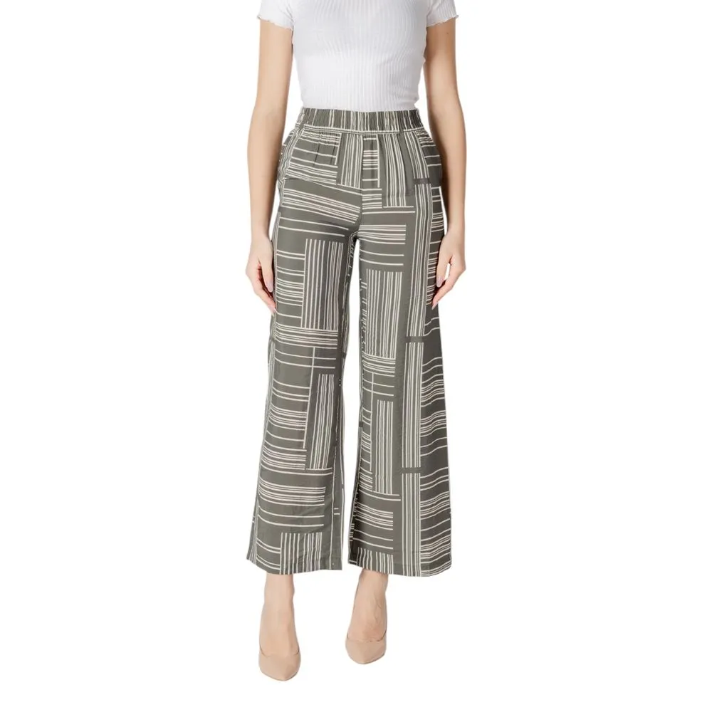 Jacqueline De Yong Women's Green Viscose Jeans & Pant