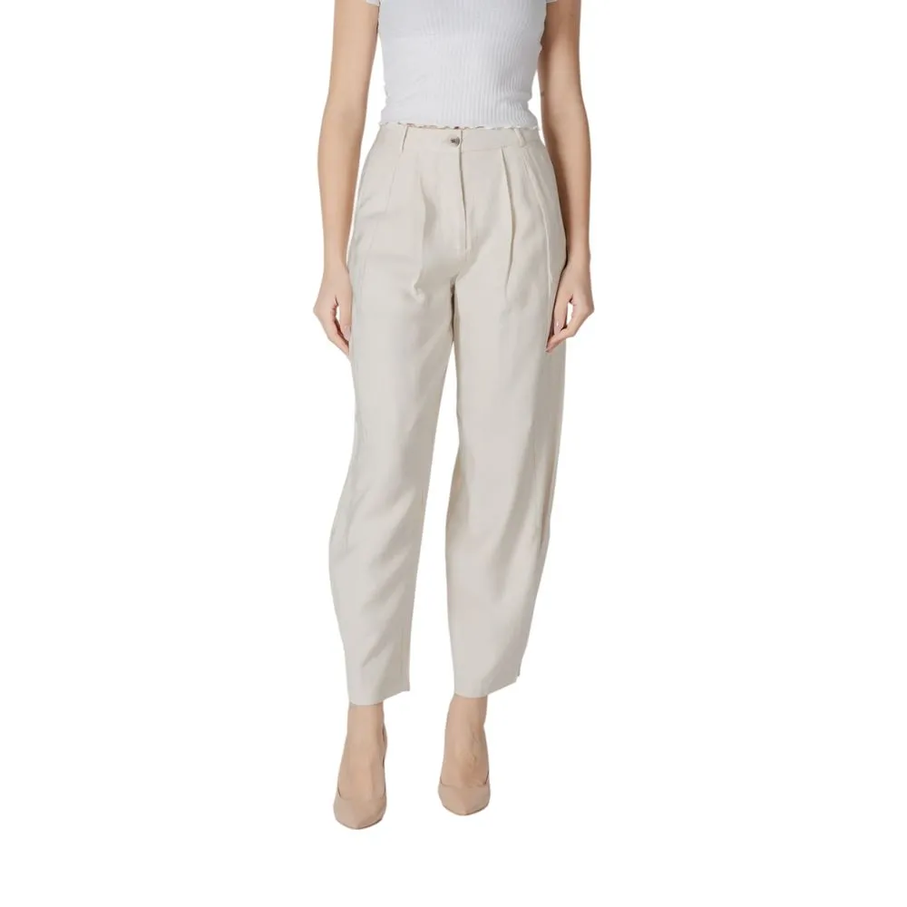 Vila Clothes Women's Cream Viscose Jeans & Pant
