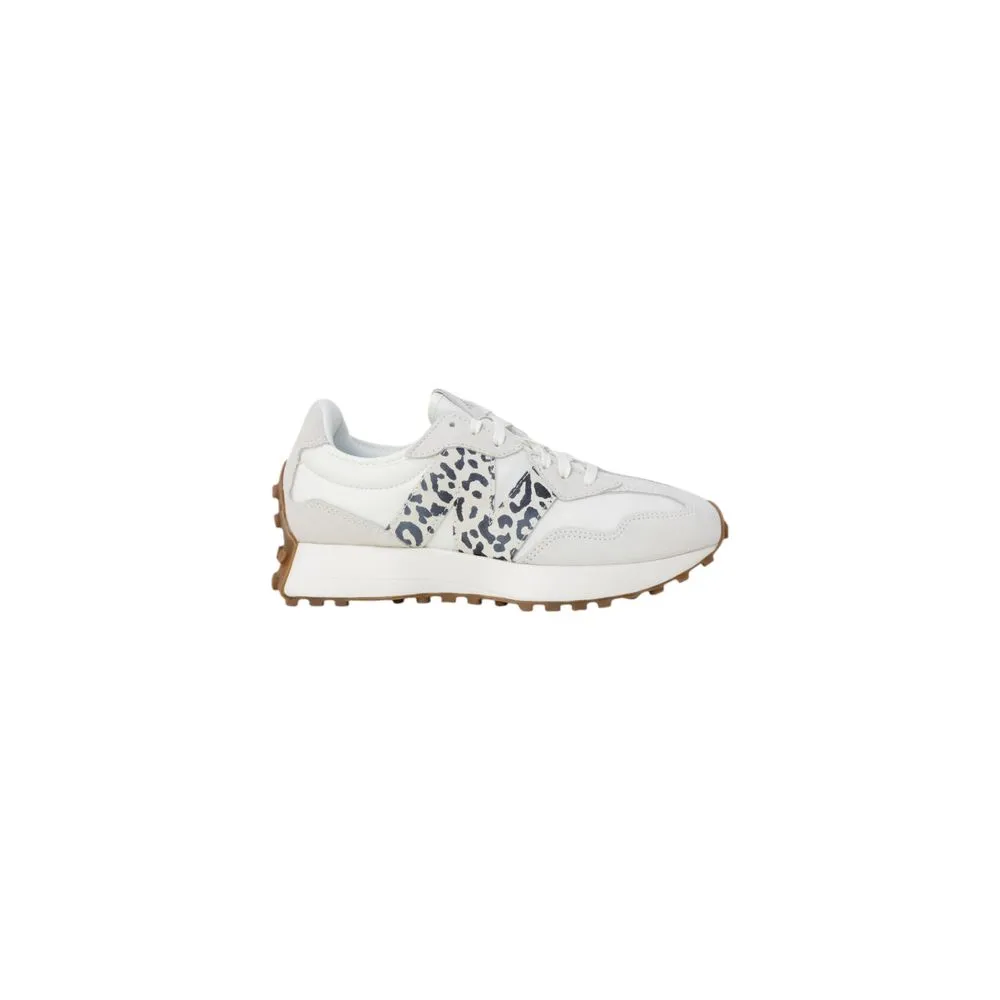 New Balance Women's Beige Polyester Sneaker