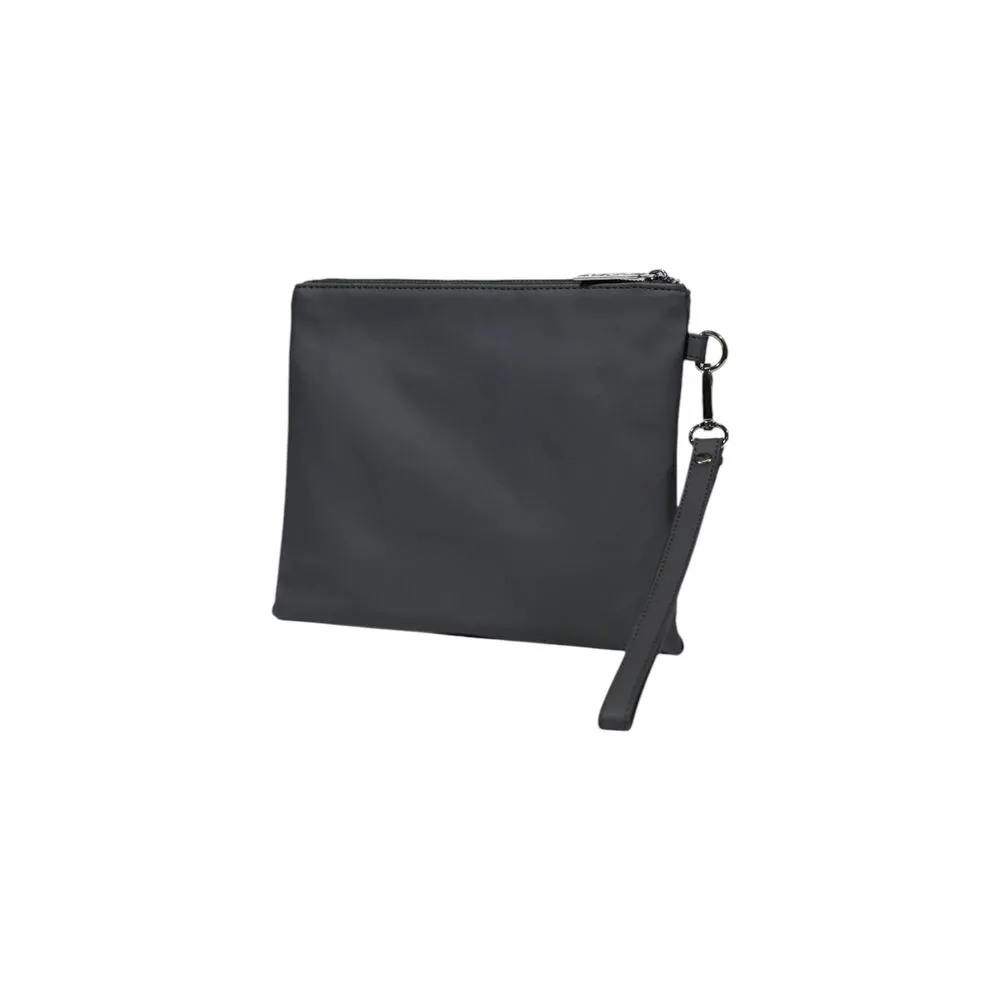 Icon Men's Black Polyethylene Luggage And Travel