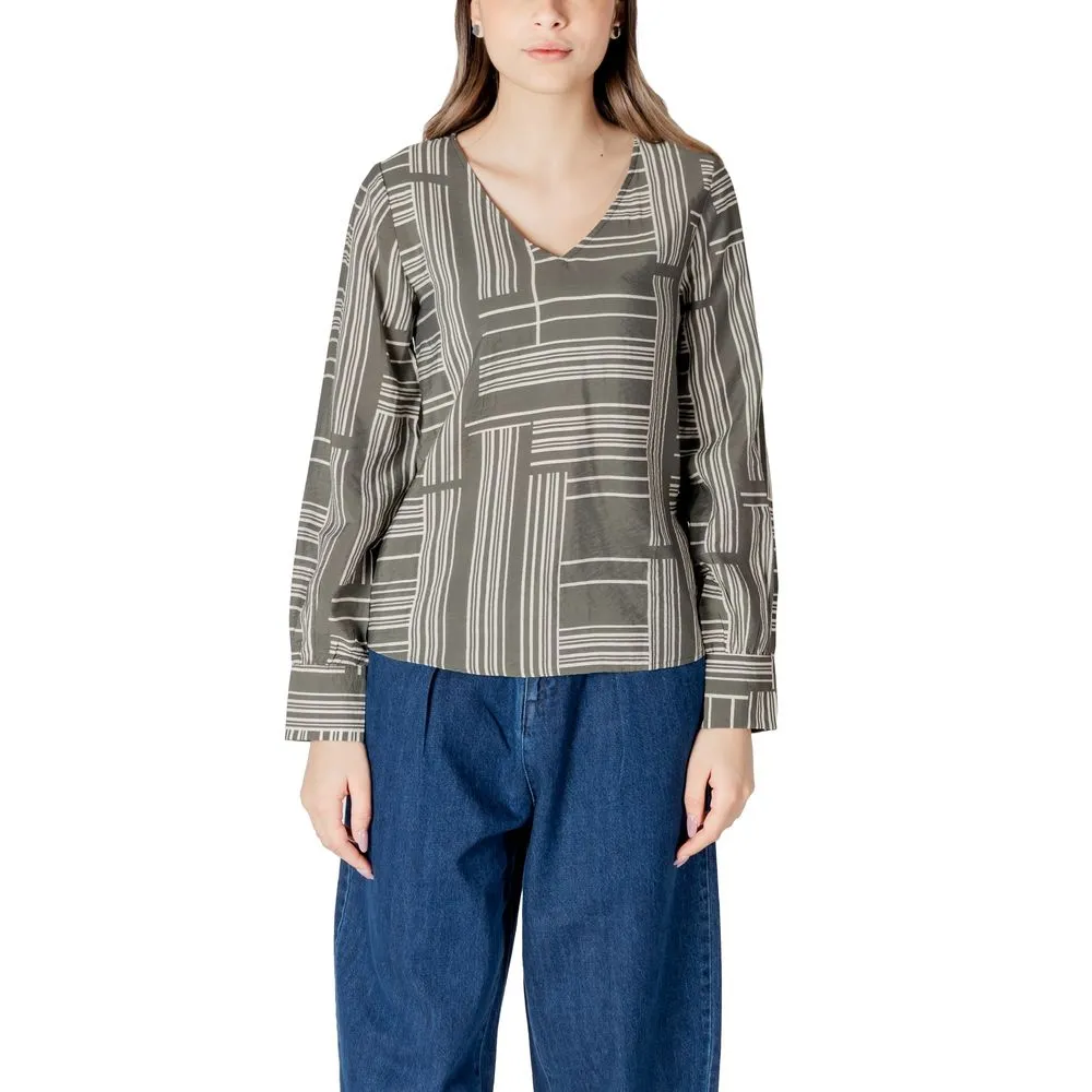 Jacqueline De Yong Women's Green Viscose Sweater
