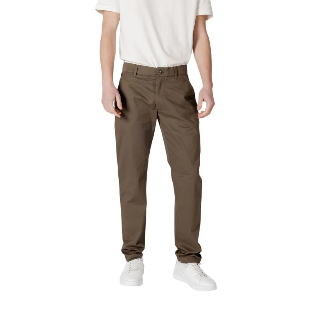 Calvin Klein Jeans Men's Green Cotton Rigenerato Jeans & Pant
