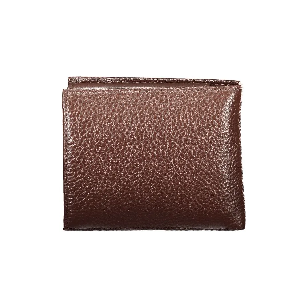Tommy Hilfiger Men's Elegant Brown Leather Bifold Wallet