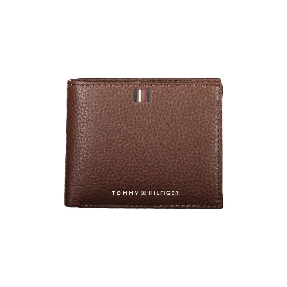 Tommy Hilfiger Men's Elegant Leather Wallet with Contrast Details