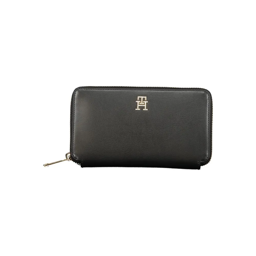 Tommy Hilfiger Women's Black Polyethylene Wallet
