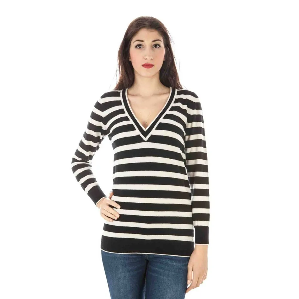Fred Perry Women's Black Wool Sweater