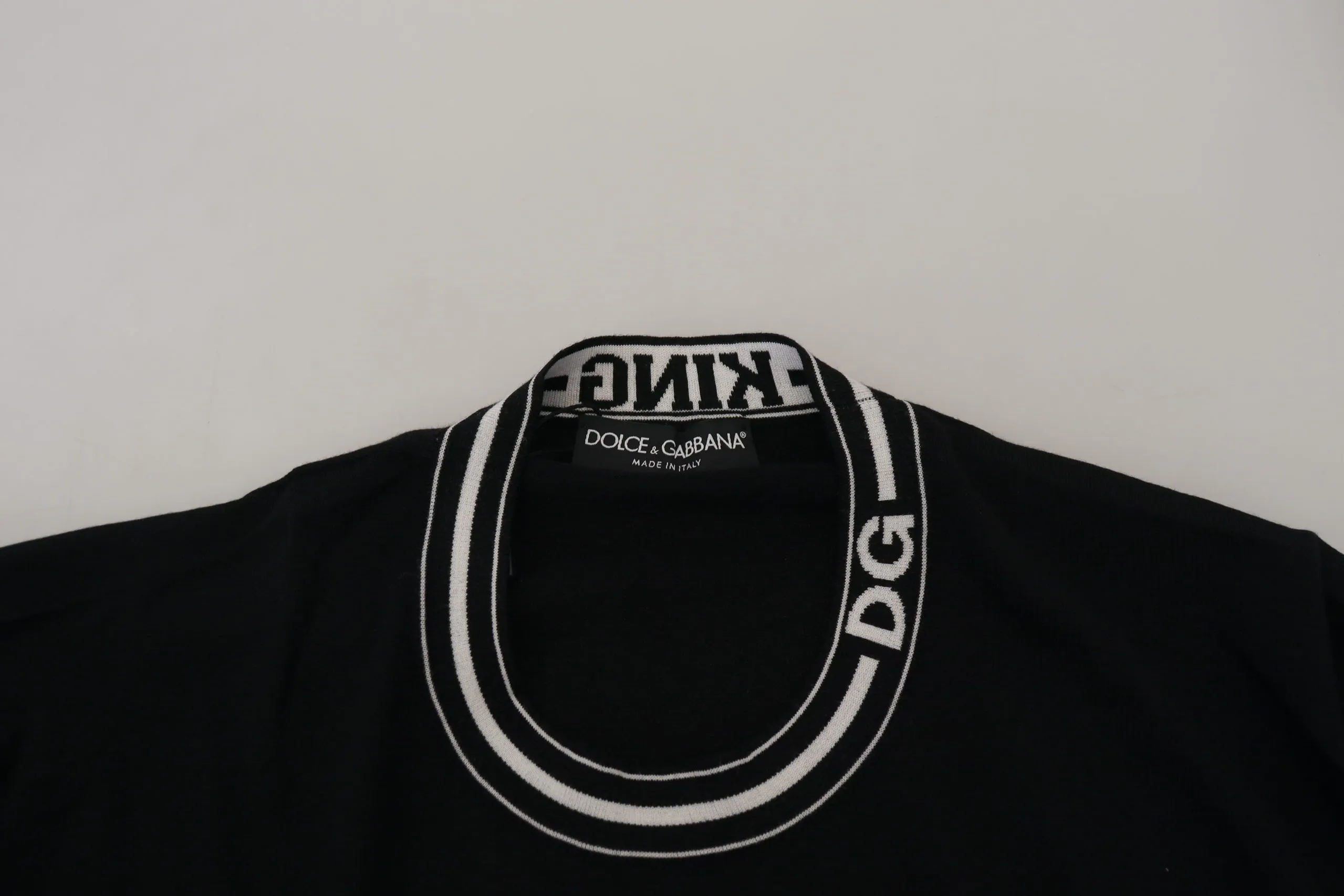 Dolce & Gabbana Men's Elegant Black Virgin Wool Crewneck Sweater