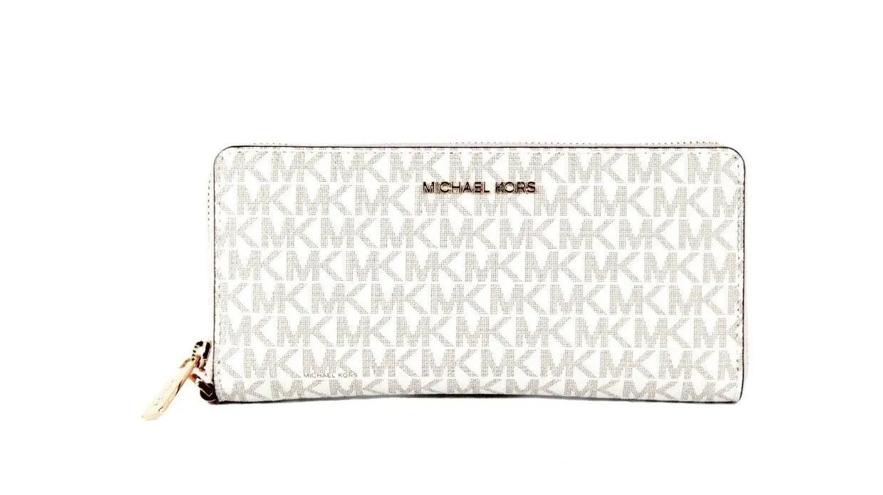 Michael Kors Women's Jet Set Travel Large Vanilla Signature Pink Continental Wallet