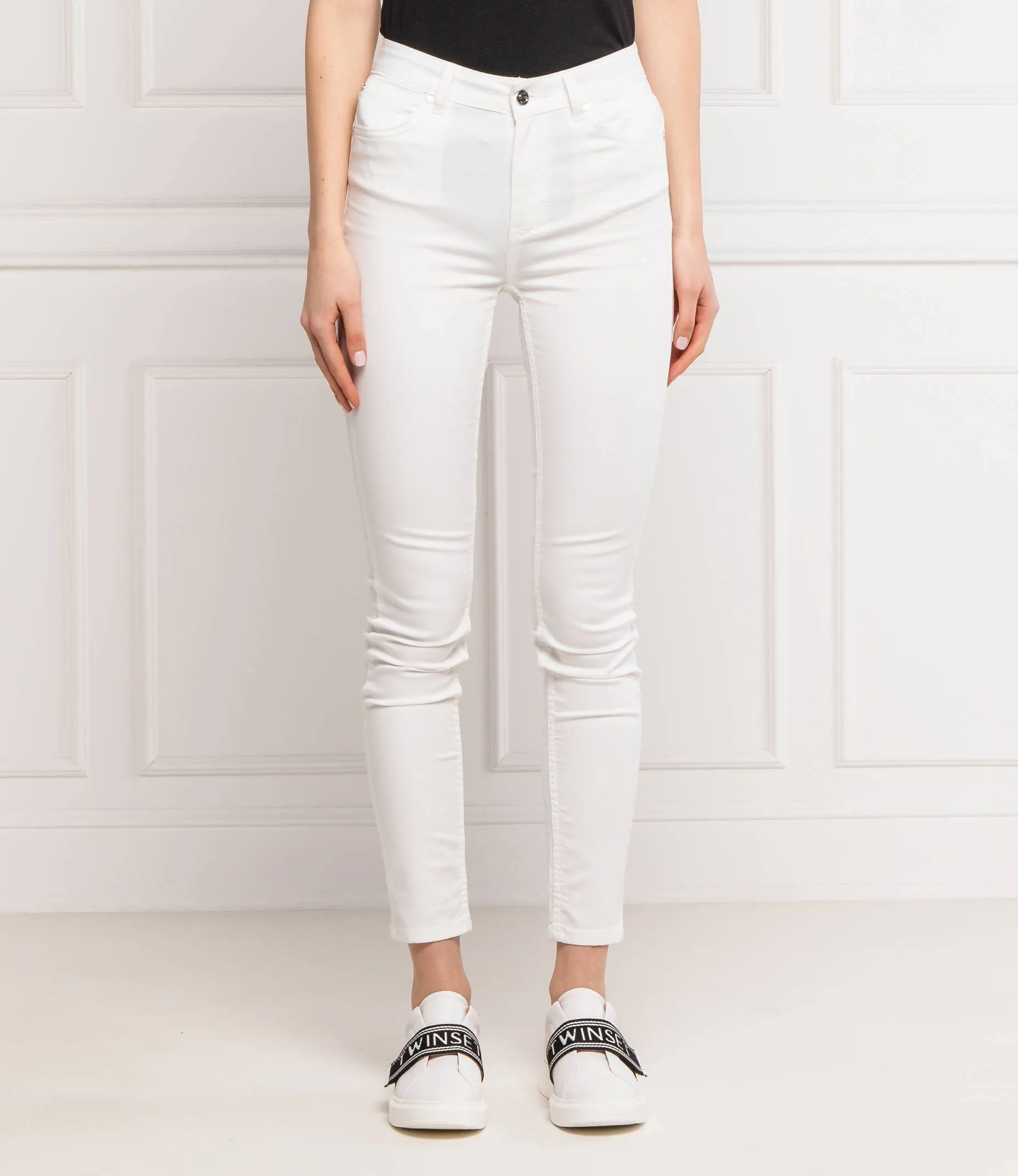 Silvian Heach Women's Chic White Slim-Fit Women's Jeans