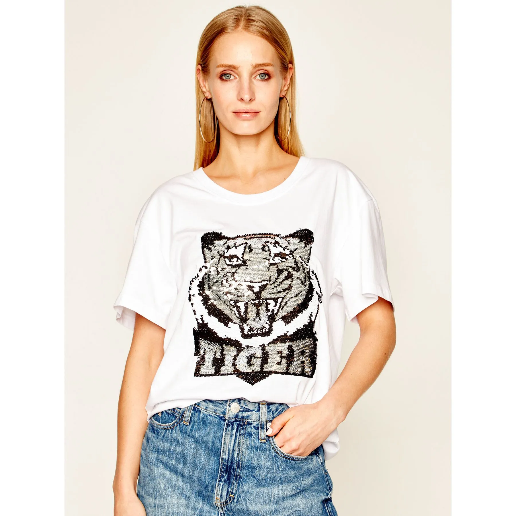 Silvian Heach Women's Elegant White Bassimi Tee