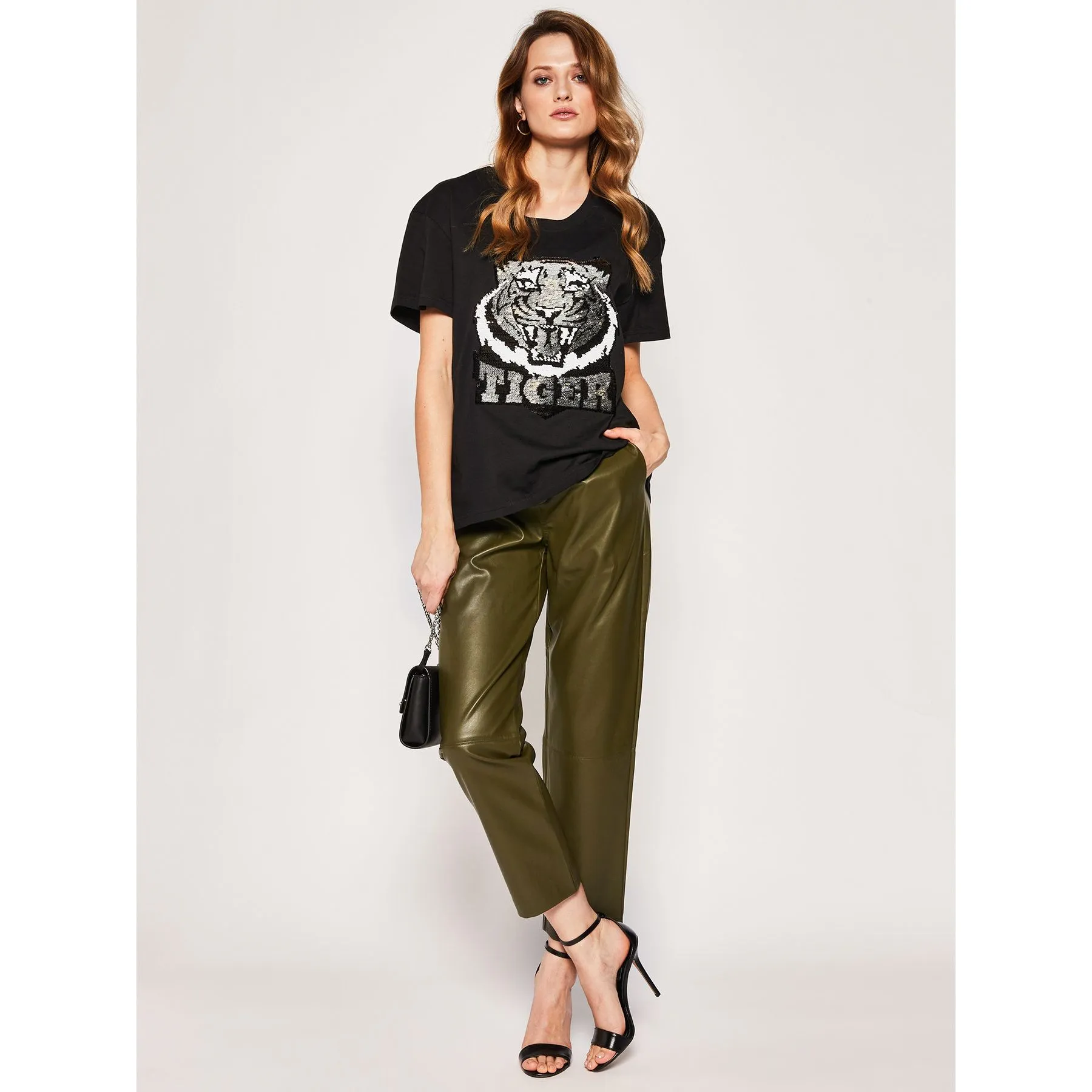 Silvian Heach Women's Elegant Black Bassimi T-Shirt